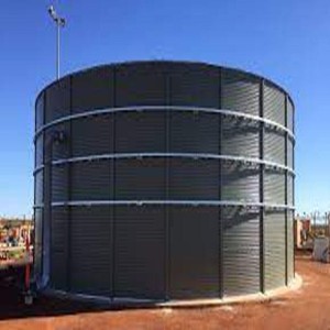 Industrial water tank