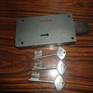 Iron Grill Door Locks, Grey colour, Package, design