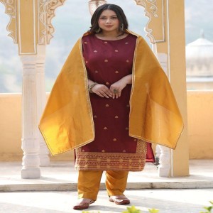 Jacquard Woven Kurta Set