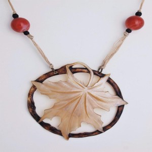 Ladies Horn Necklace