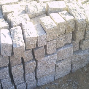 Natural Grey Cobbles