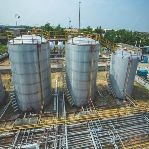 Oil Storage Tanks