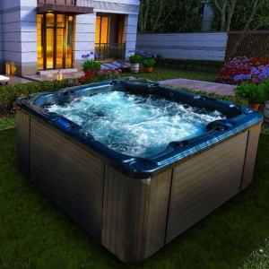 Outdoor Hot Spatub