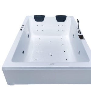 Phoenix Whirlpool Bathtub