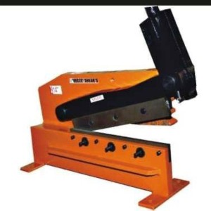 Plate Shearing Machine