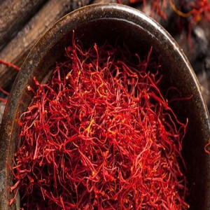 Red Pure Saffron, Bottle glass type, transparent