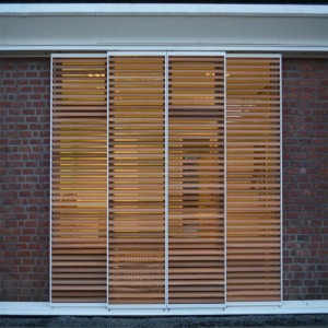 sliding louvre panels, blades are mounted, effortlessly