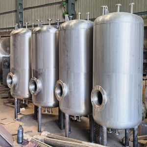 SS 304 Industrial Storage Tank, Single layer vessel