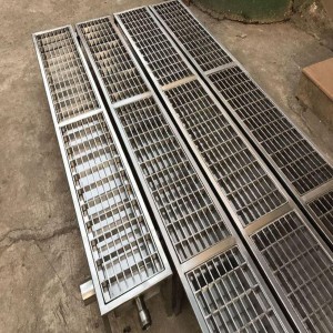 Stainless Steel Gratings