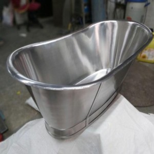 Steel Silver Bathtub