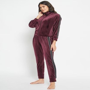 Velvet Women Nightwear