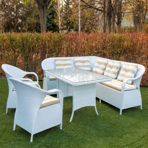White Outdoor Furniture
